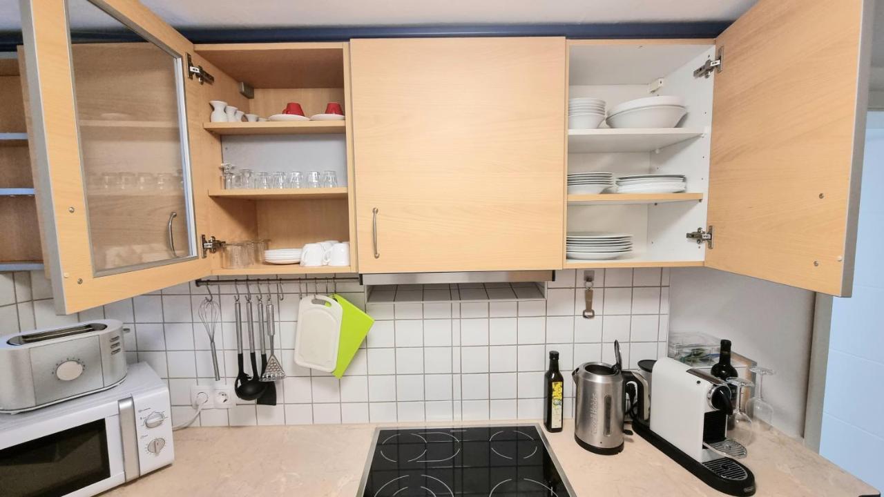Moderne Kellerwohnung Fuer Handwerker Zwischen Braunschweig Und Wolfsburg, Mit Internet, Kueche, Parkplatz, 24H Check-In Schandelah 外观 照片
